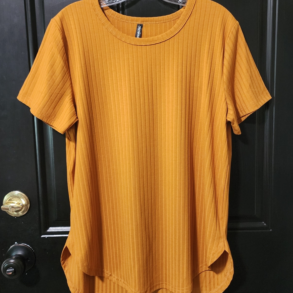 Crazy Train Amber Ribbed Short Sleeve Top